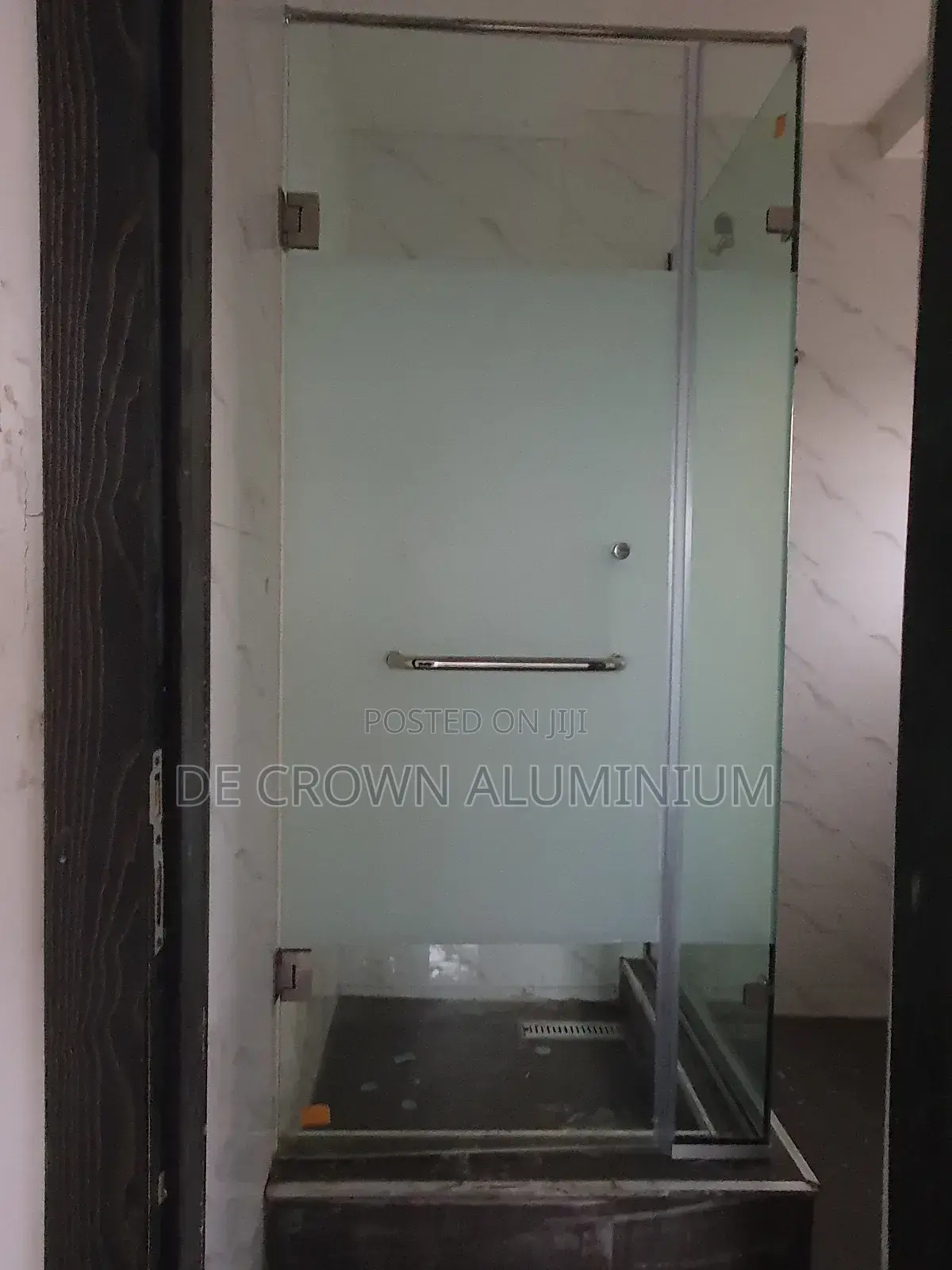 Glass Bathroom Cubicle