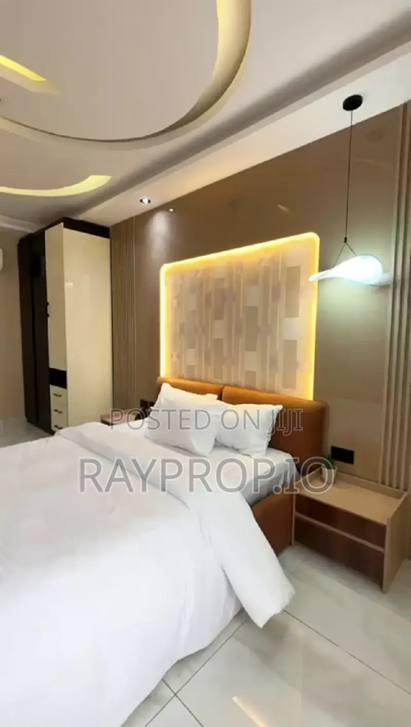 061783jd - 3 Bedroom Shortlet in Ikoyi