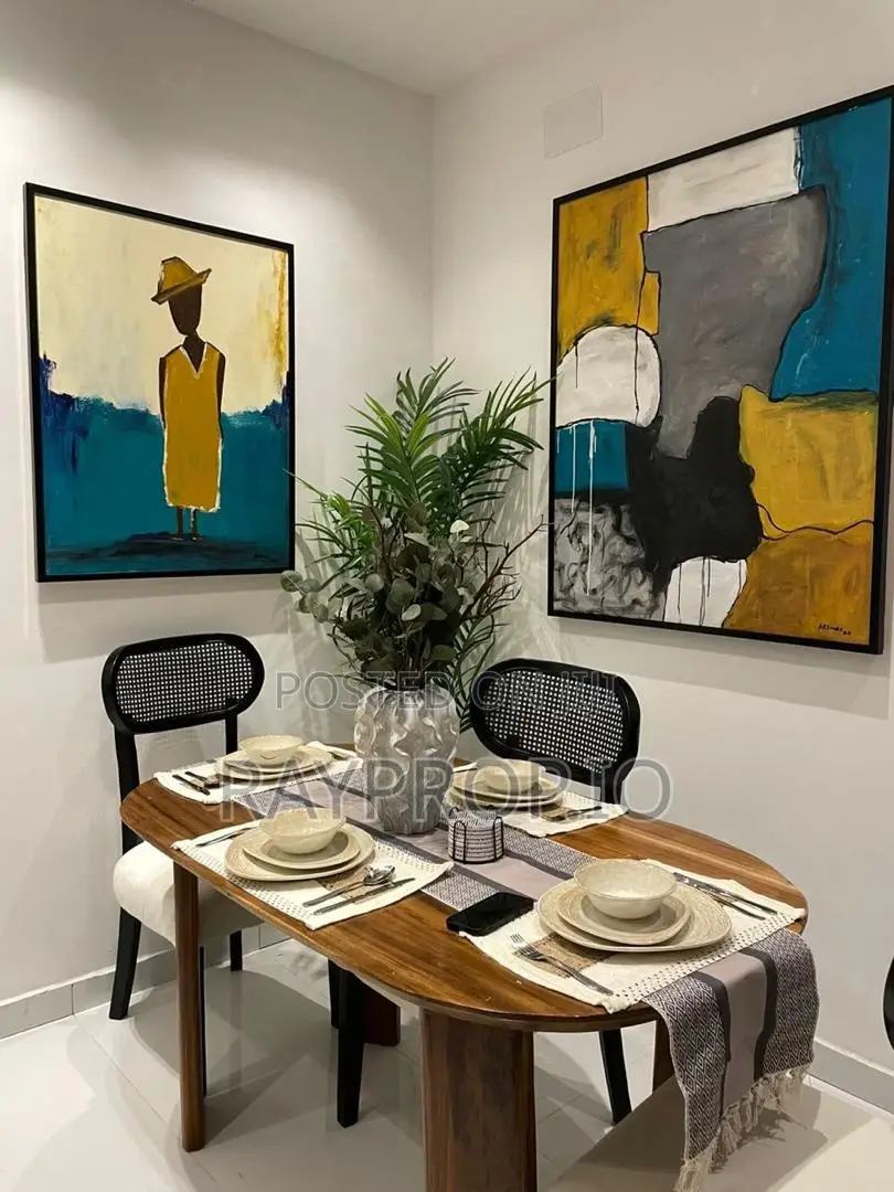 132020nx - Beautifully Designed 2 Bedroom Shortlet in Lekki Phase 1