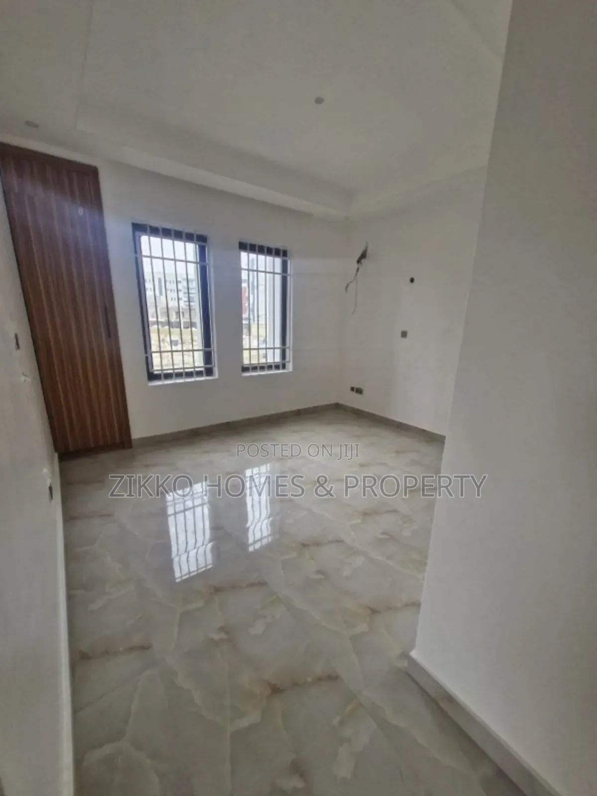 4bdrm Duplex in Lekki for sale