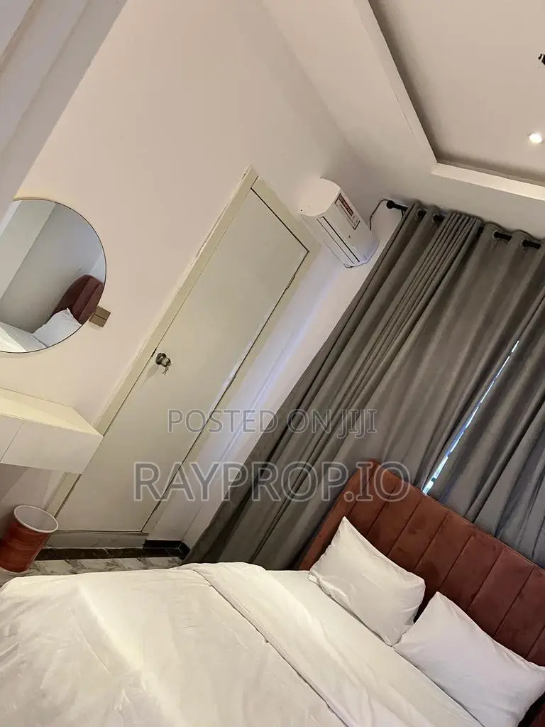 052287pl - 4 Bedroom Shortlet in Lekki Phase 1