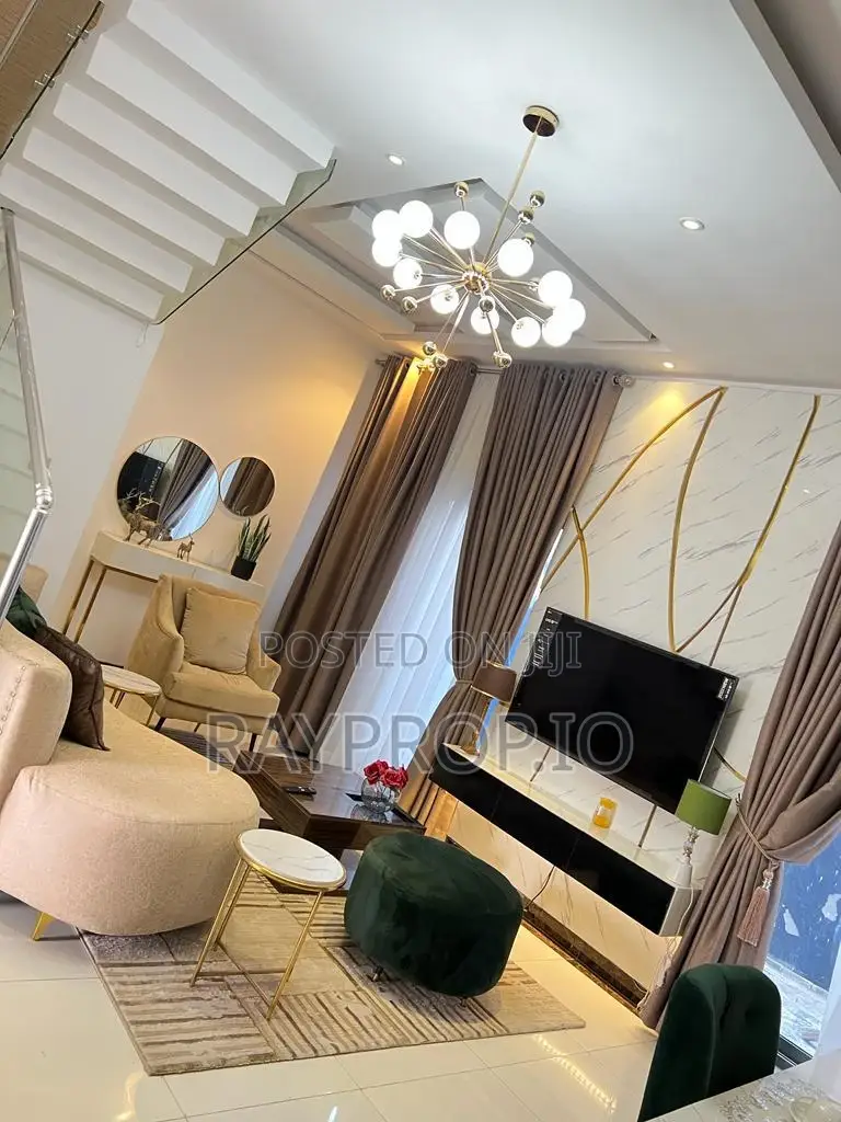 052287pl - 4 Bedroom Shortlet in Lekki Phase 1
