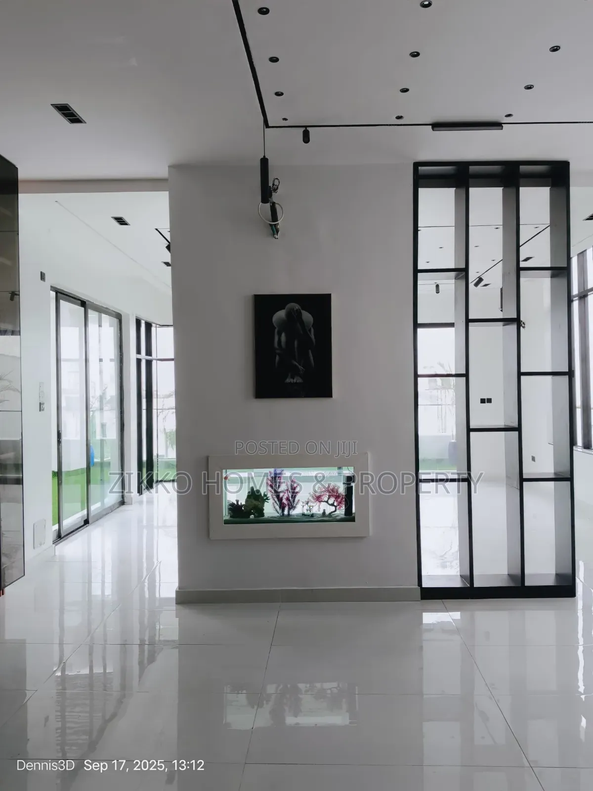 6bdrm Duplex in Chevron, Lekki for sale