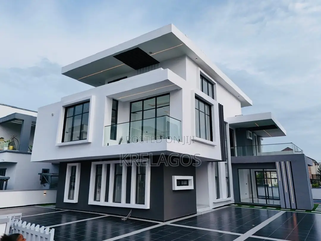 5bdrm Duplex in Orchid, Chevron for sale
