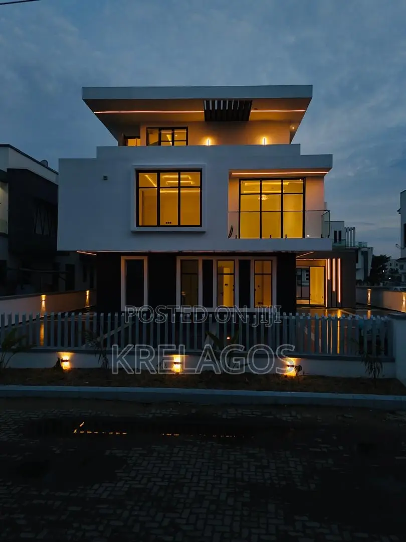 5bdrm Duplex in Orchid, Chevron for sale