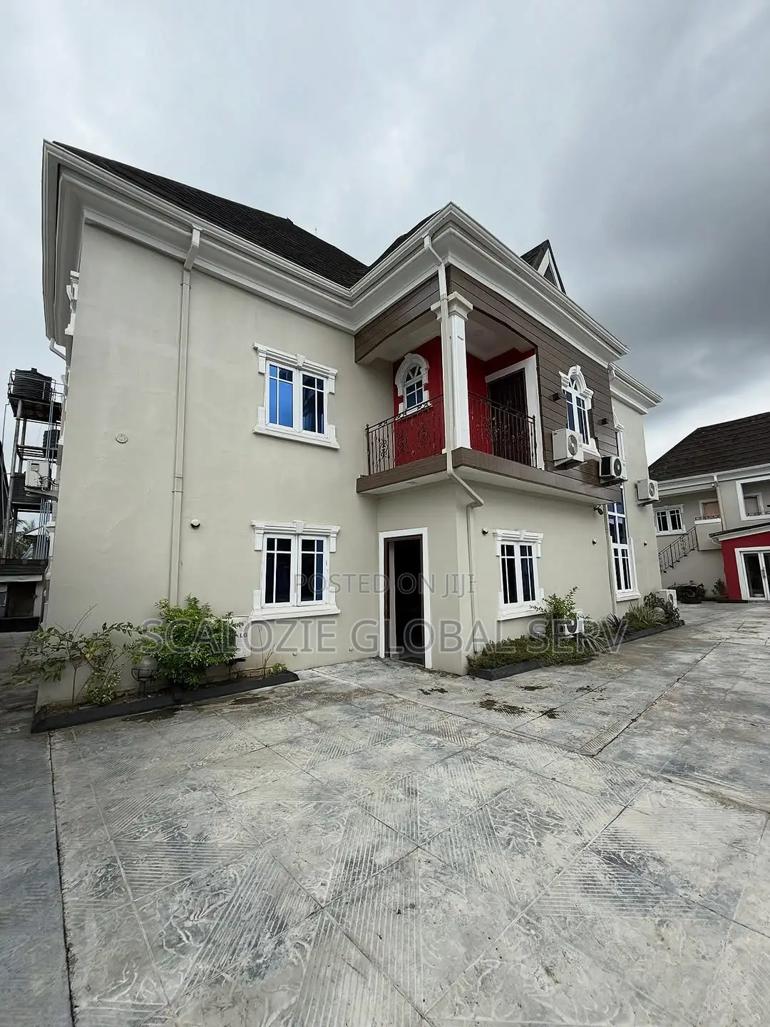 5bdrm Duplex in Ada Georg for sale