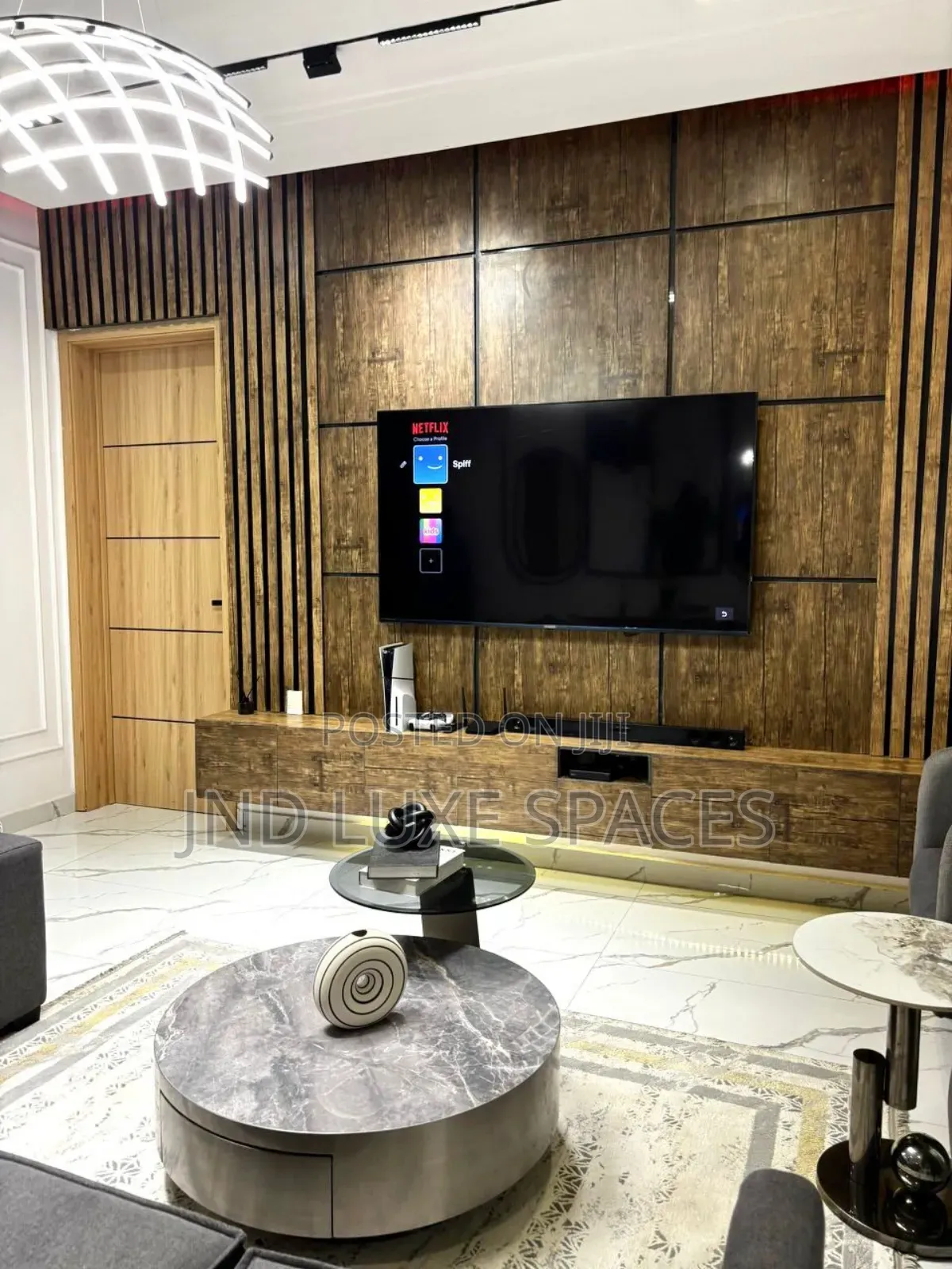 A Brand New Luxury 2 Bedroom Apartment With Ps5, Balcony