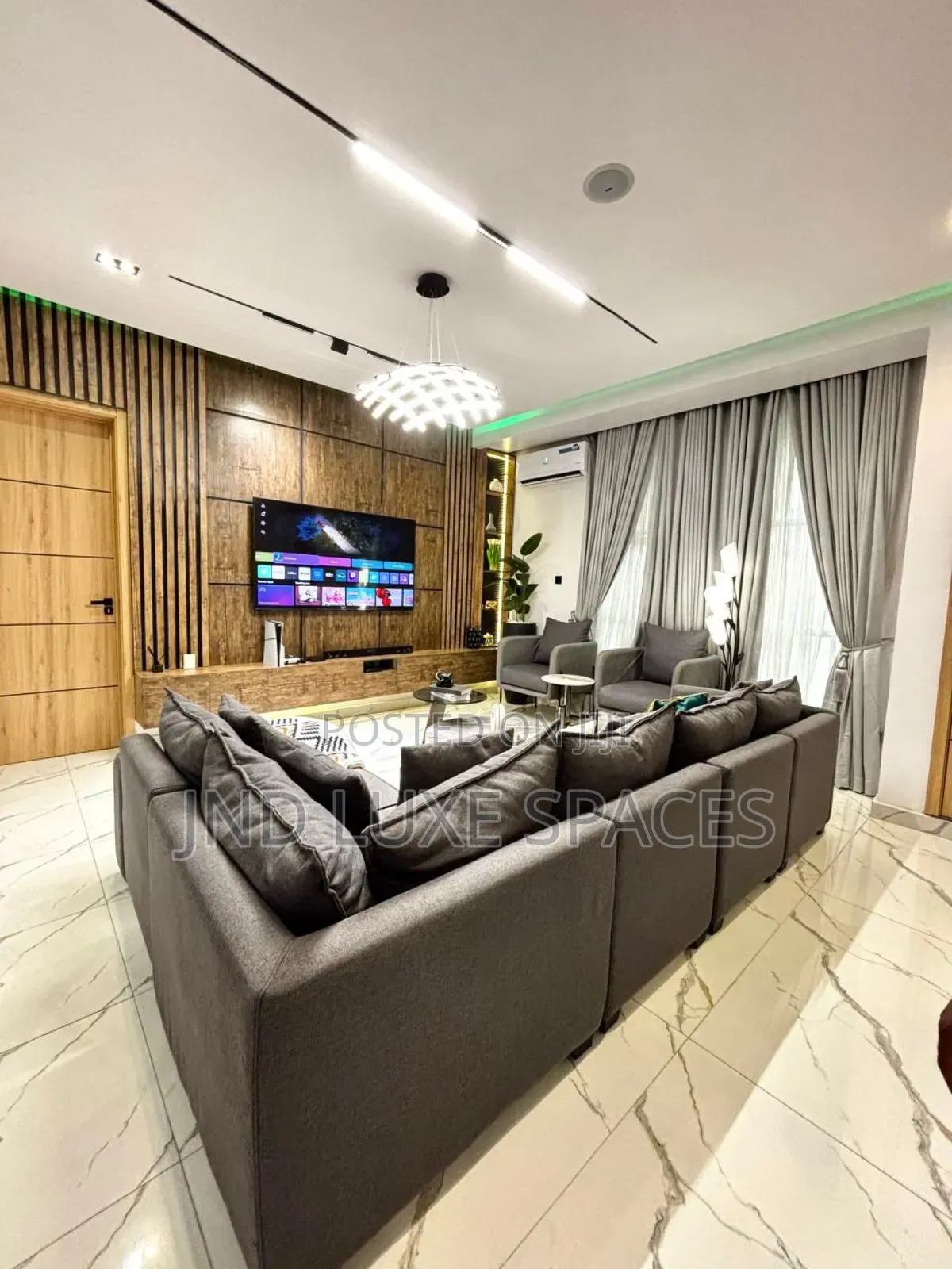 A Brand New Luxury 2 Bedroom Apartment With Ps5, Balcony