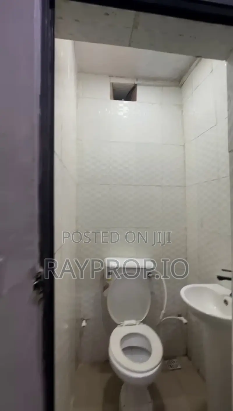 052837ga - Cozy 1 Bedroom Shortlet in Surulere