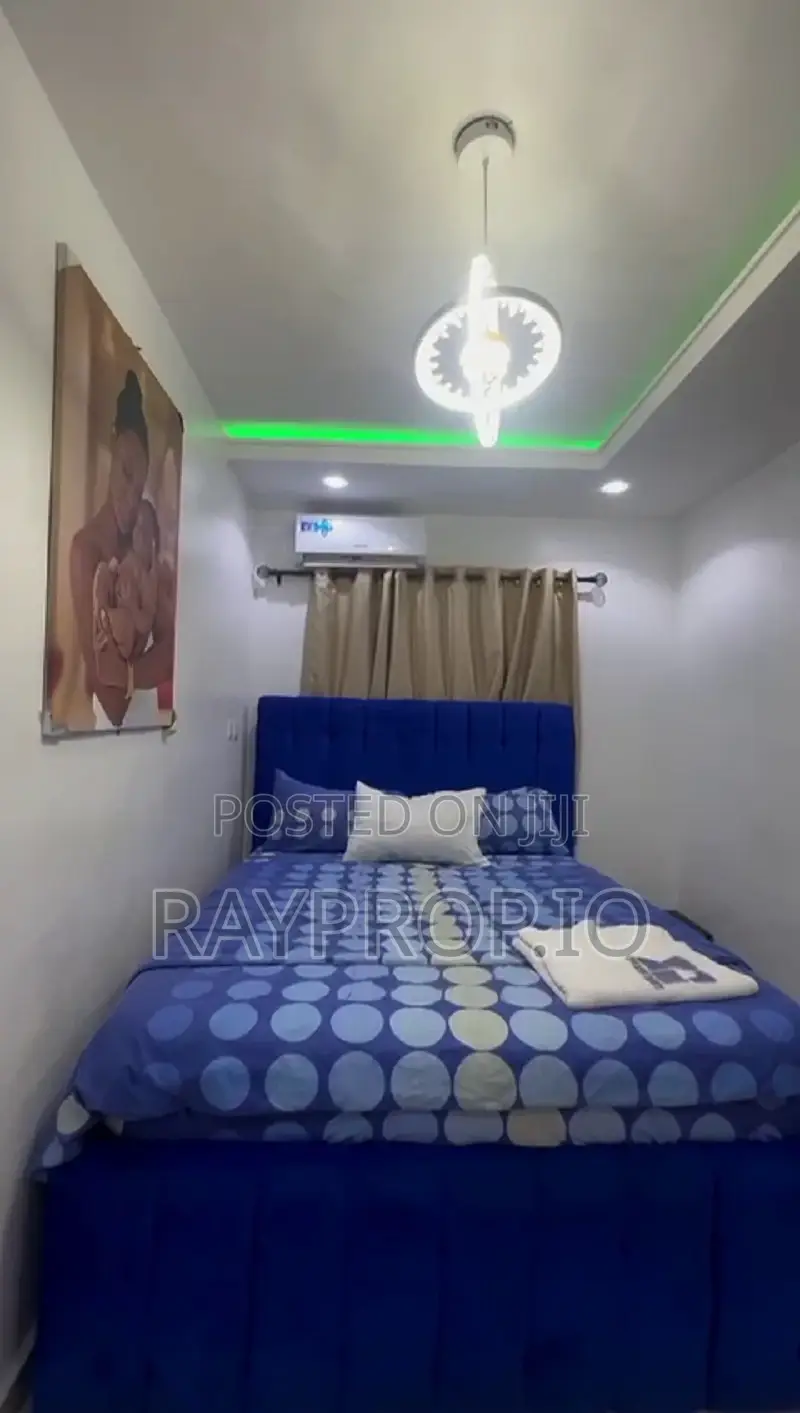 052837ga - Cozy 1 Bedroom Shortlet in Surulere