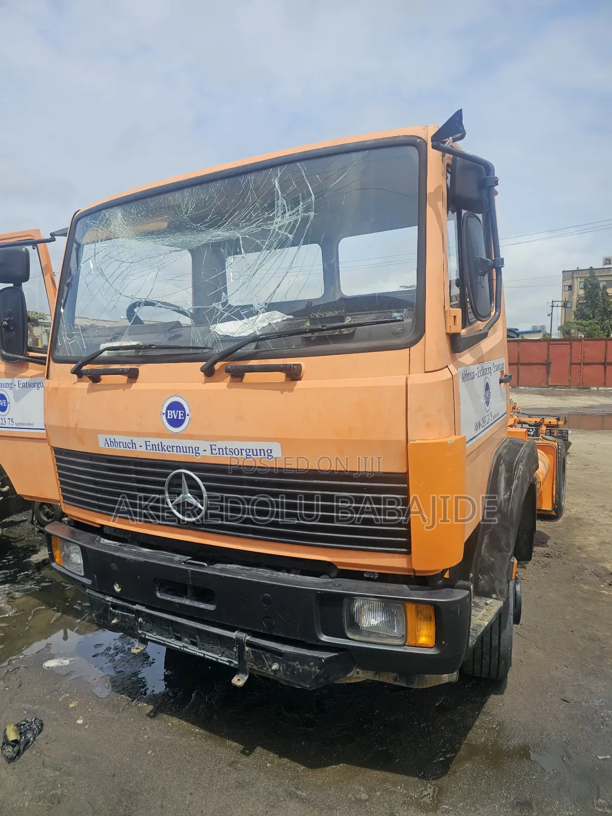 Mercedes Benz 814 Just Like a New One
