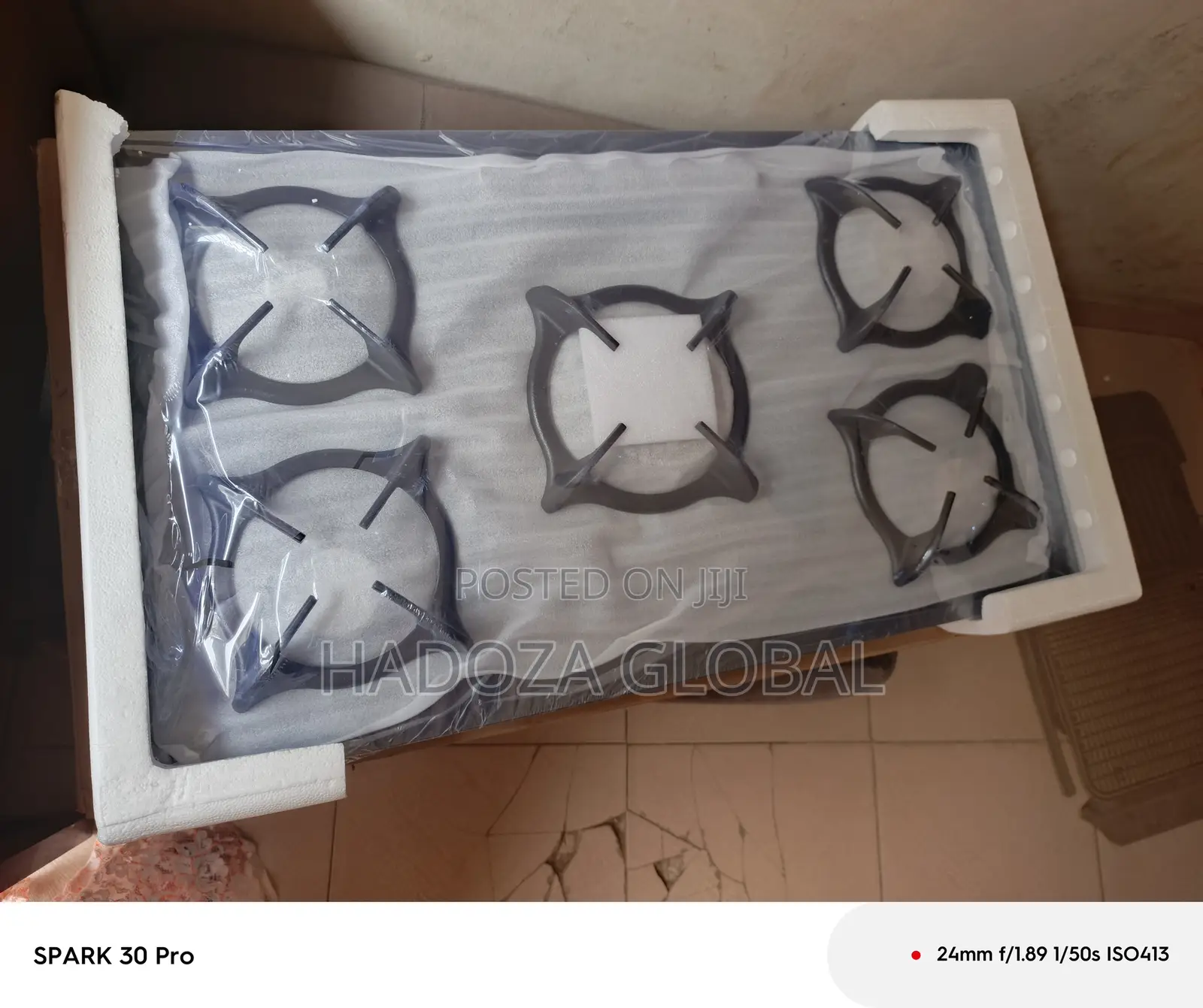 Compact Yet Powerful 5-burner Inbuilt Gas Cooker