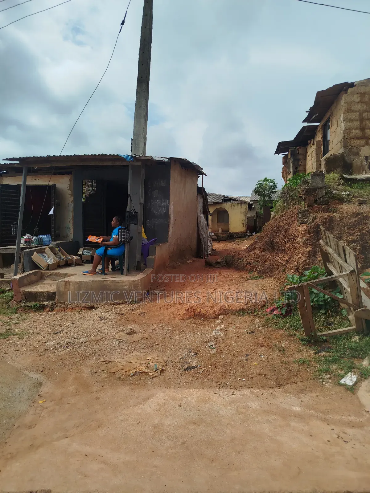 2bdrm Bungalow in Egan, Igando / Ikotun/Igando for sale