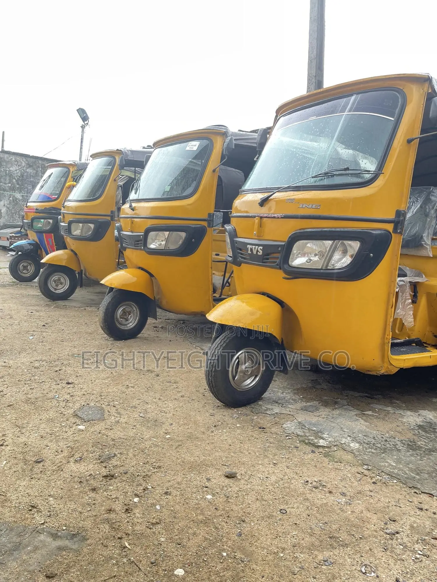 TVS King Deluxe Plus iTouch Start 2024 Yellow