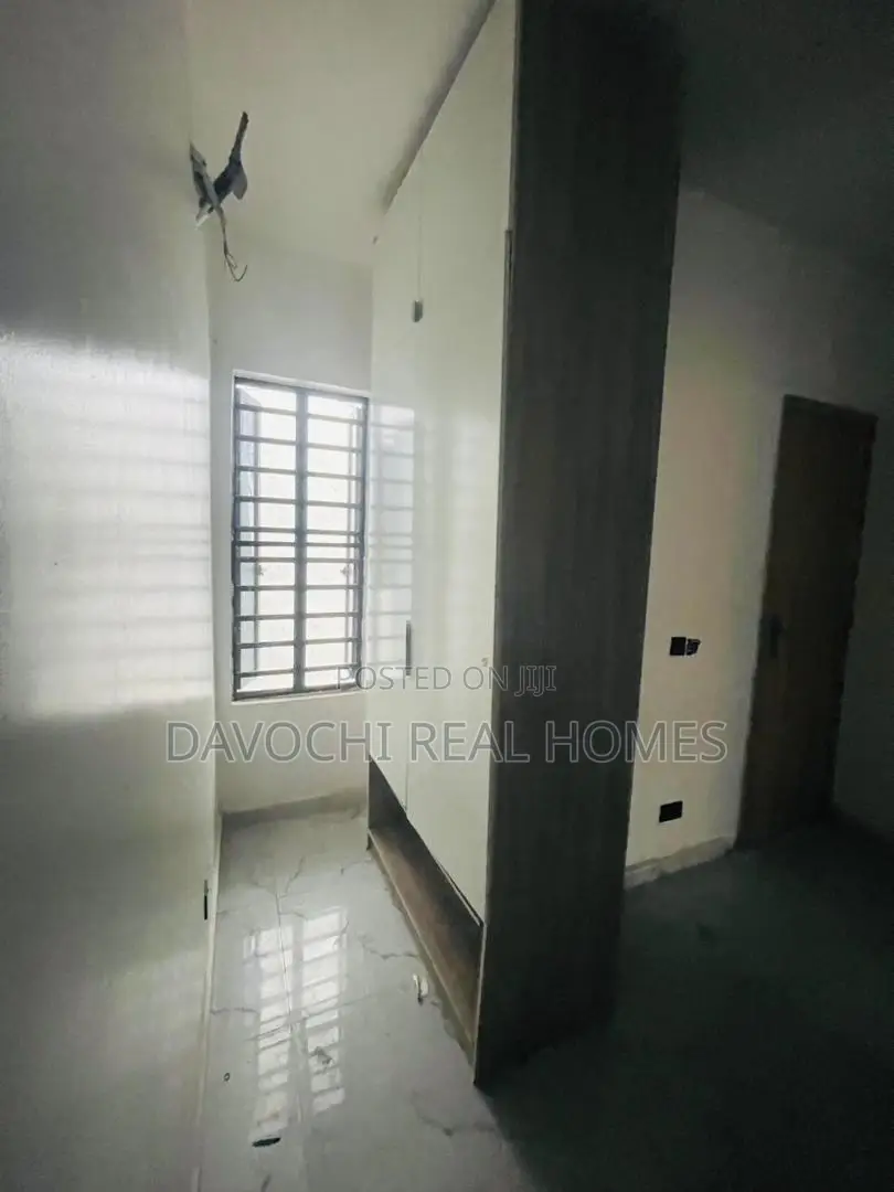 4bdrm Duplex in Lekki County for rent