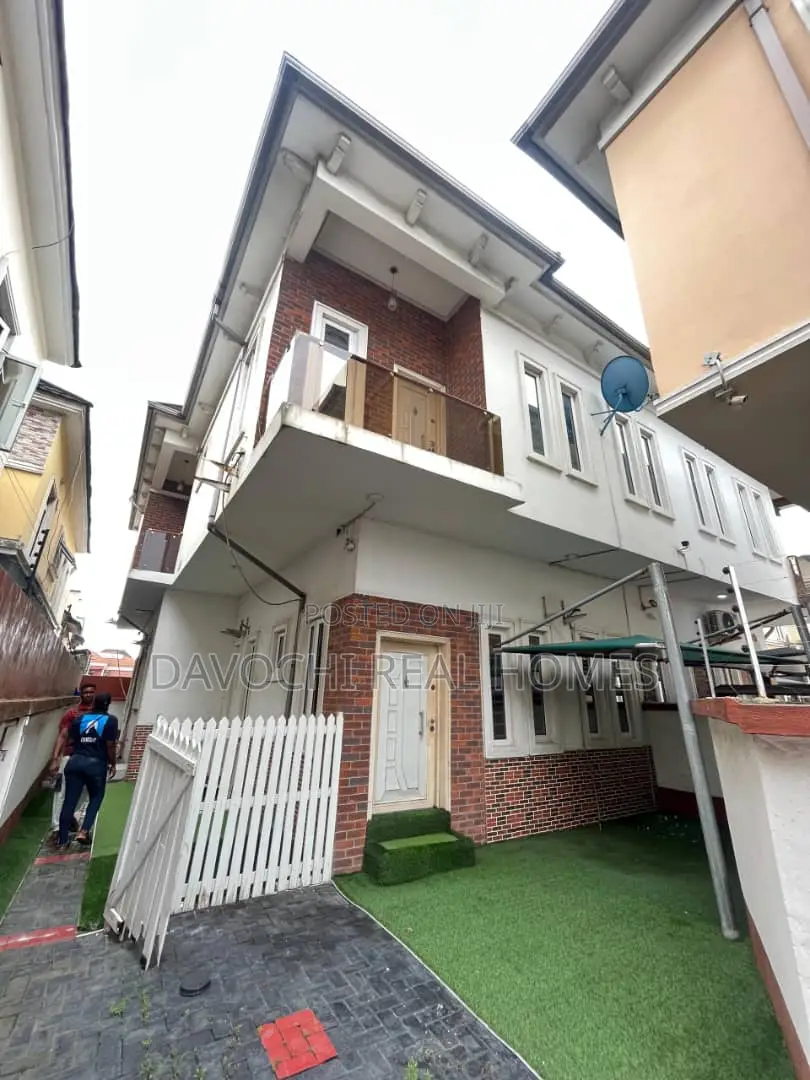 4bdrm Duplex in Idado, Osapa for rent