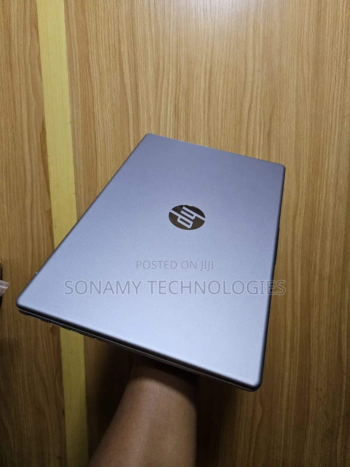 New Laptop HP 14-Dq1088wm 8GB Intel Core I5 SSD 512GB