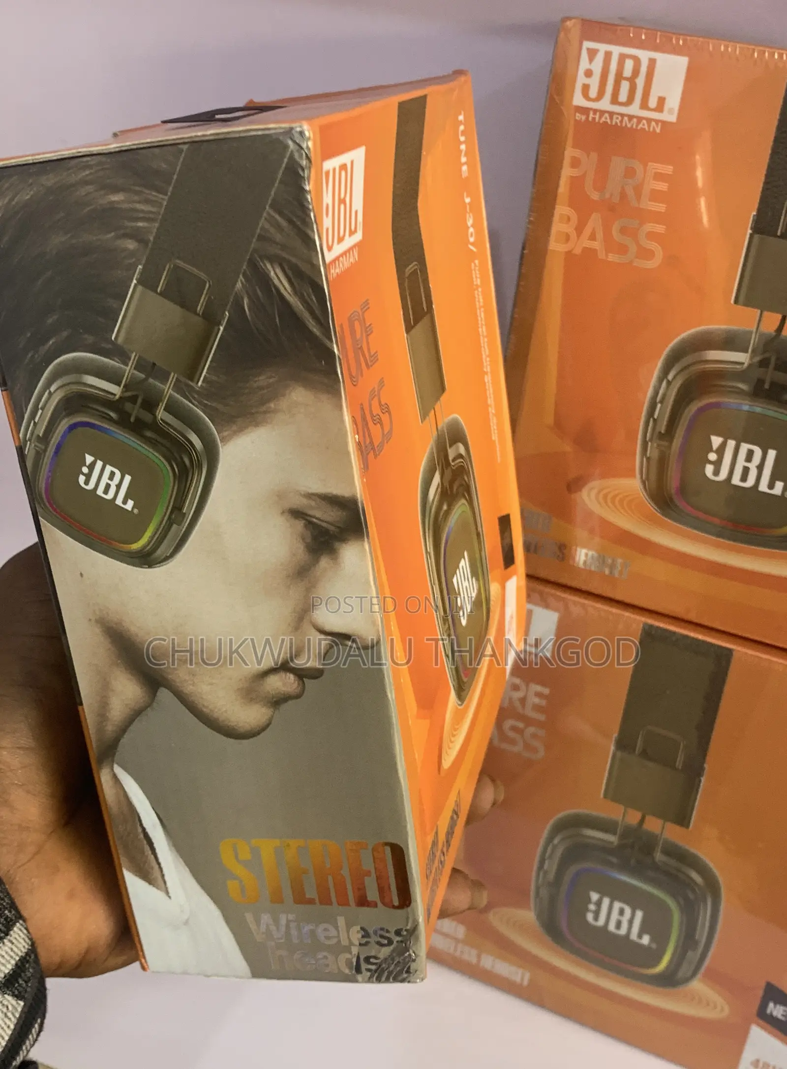 JBL Super Bass Wireless Headset With Good Quality