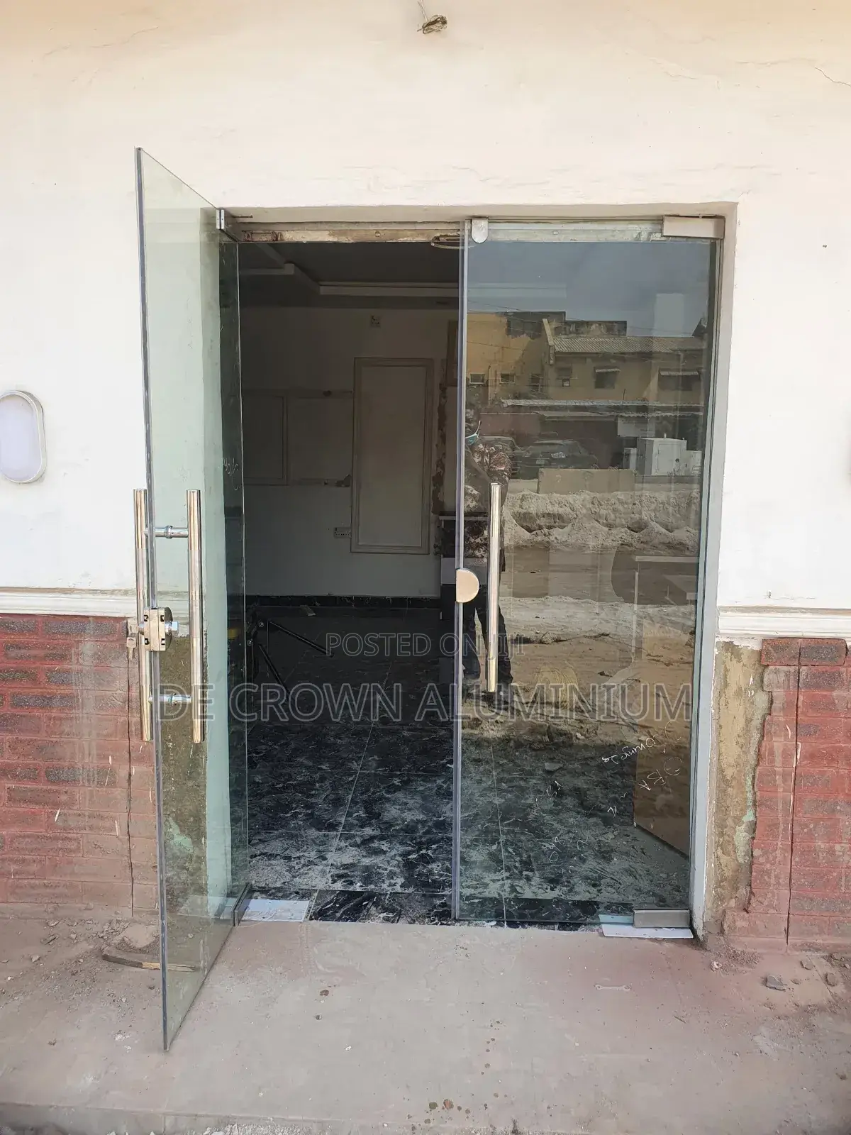 Frameless 10mm Tempered Glass Shop Entrance Door In Lagos