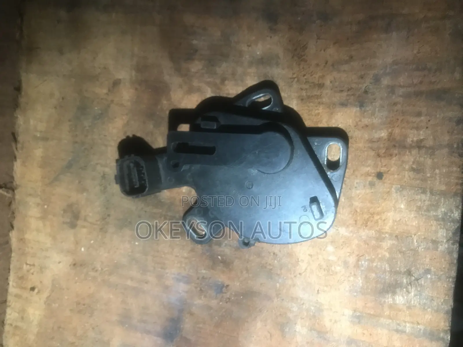 Gearbox Selector Switch Sensor for Nissan Rogue 2006-2010 Model