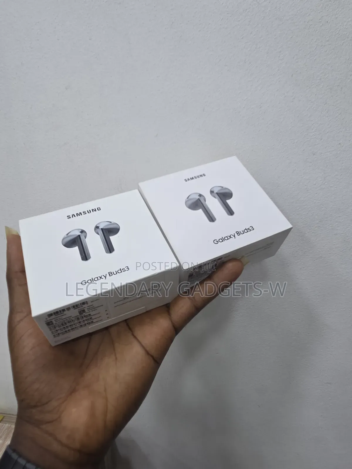 New Galaxy Buds 3 Silver Color