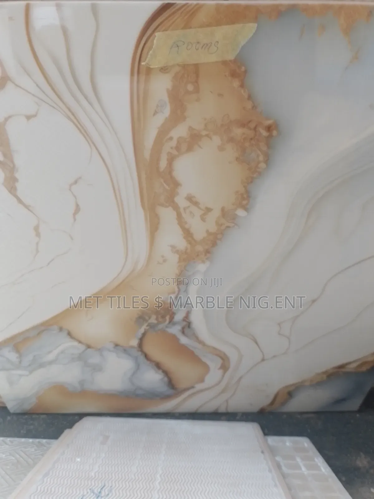 Newly Glaze Tiles