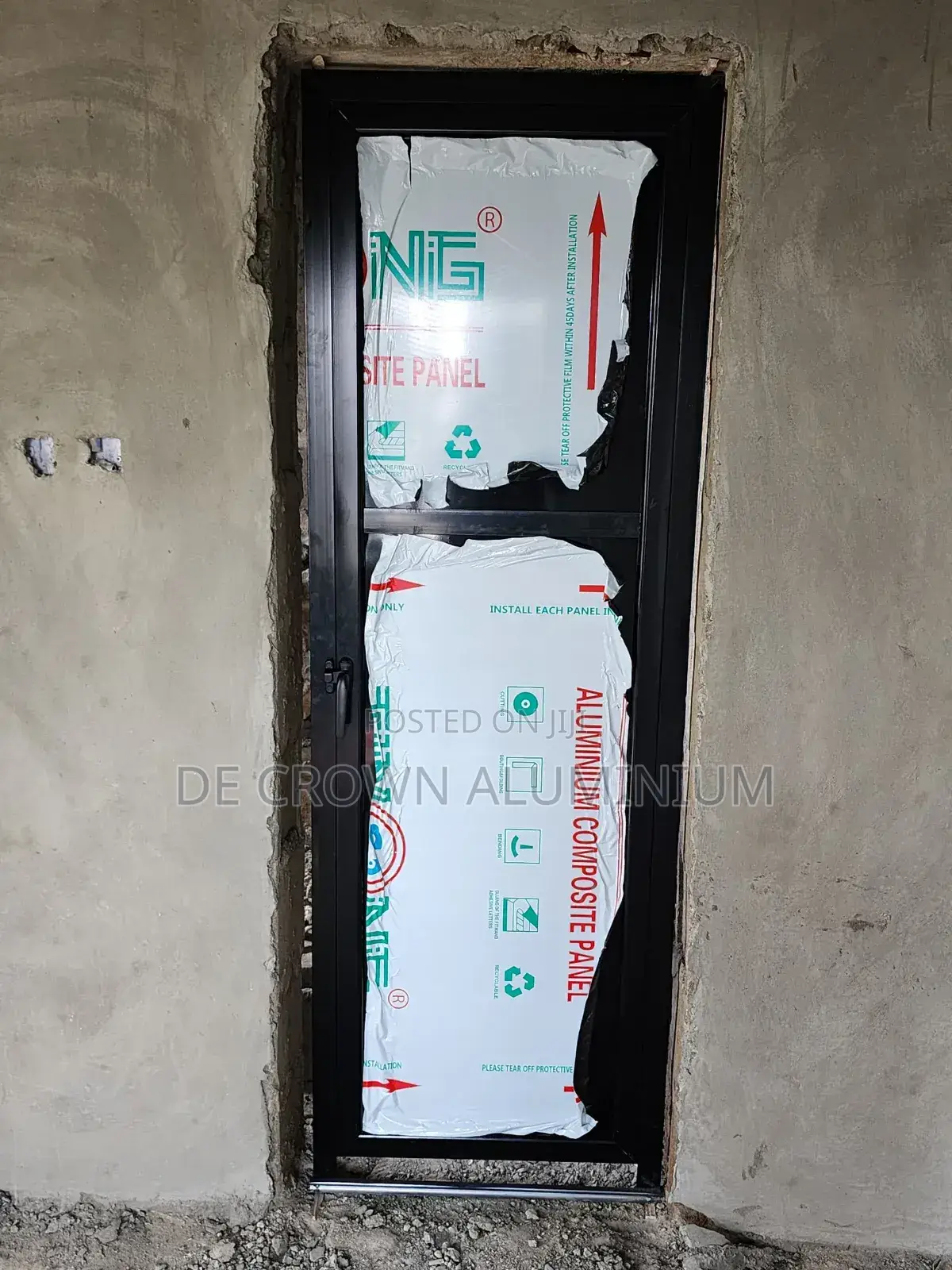 Aluminium Toilet Door