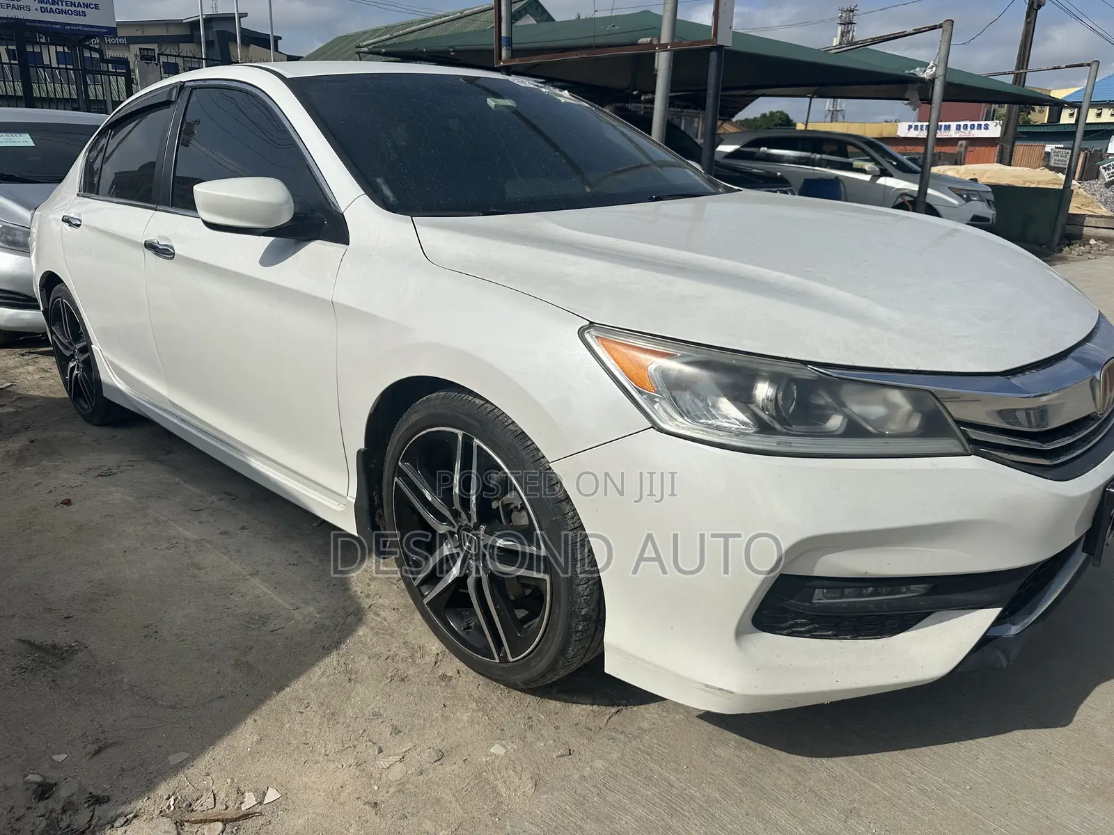 Honda Accord Sport SE 4dr Sedan FWD (2.4L 4cyl 2A) 2017 Off white