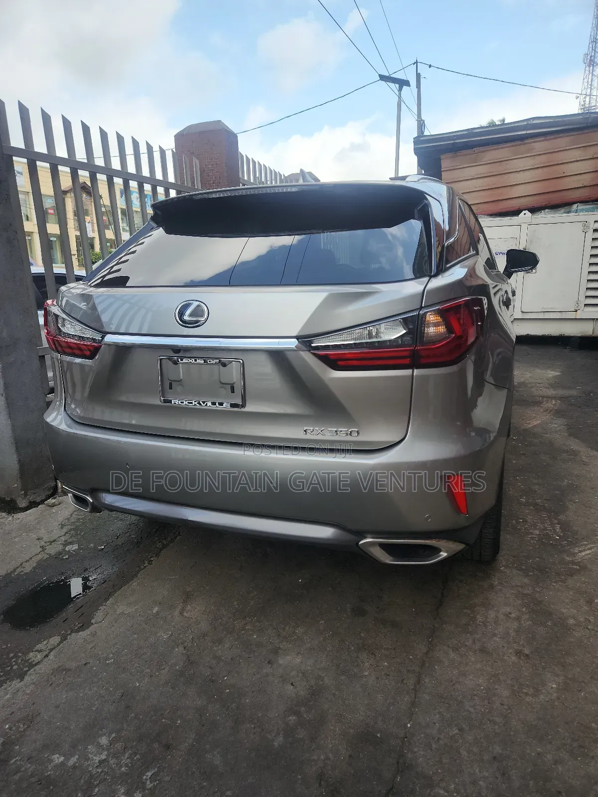 Lexus LX 2017 Gold