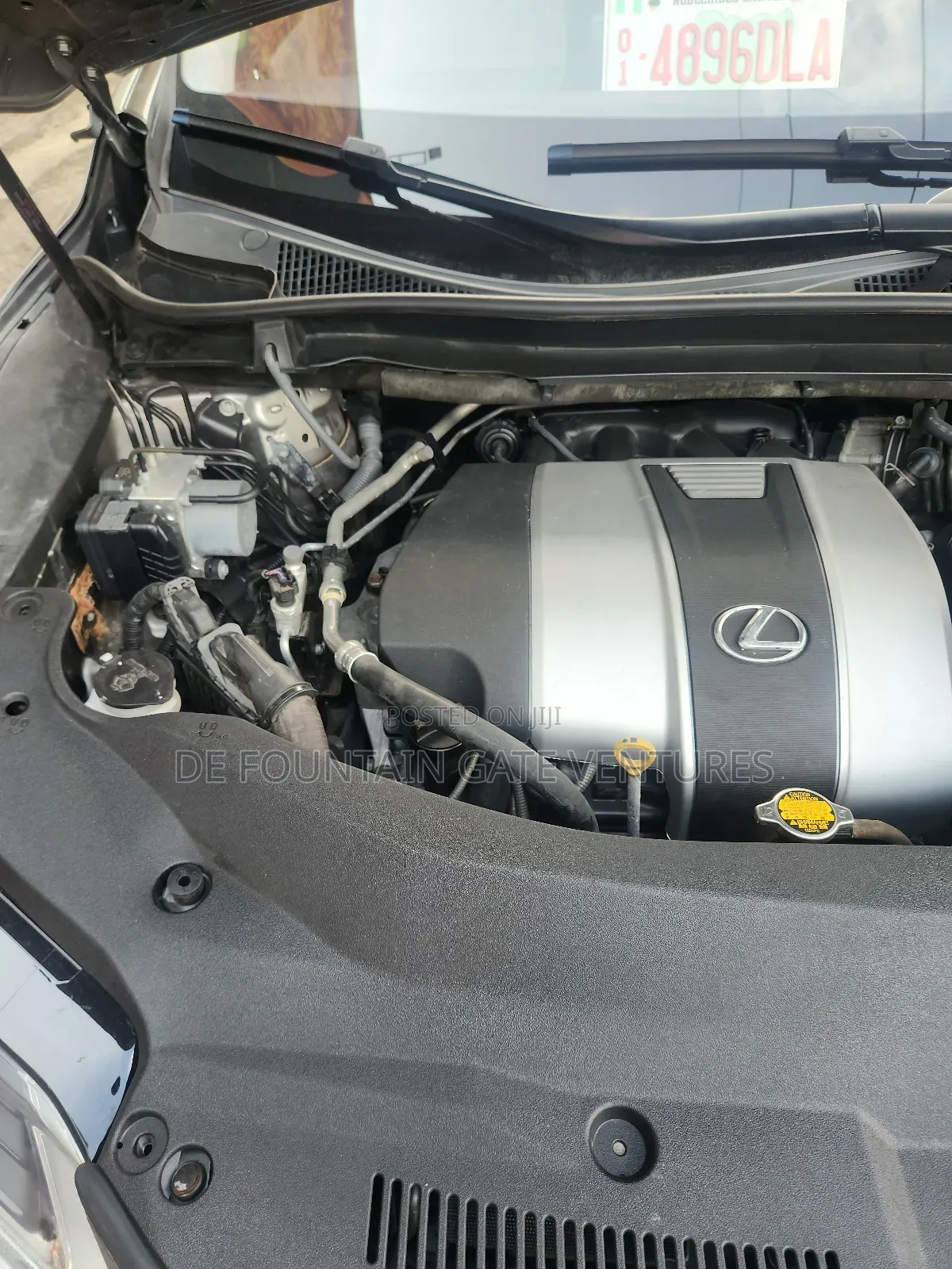Lexus LX 2017 Gold