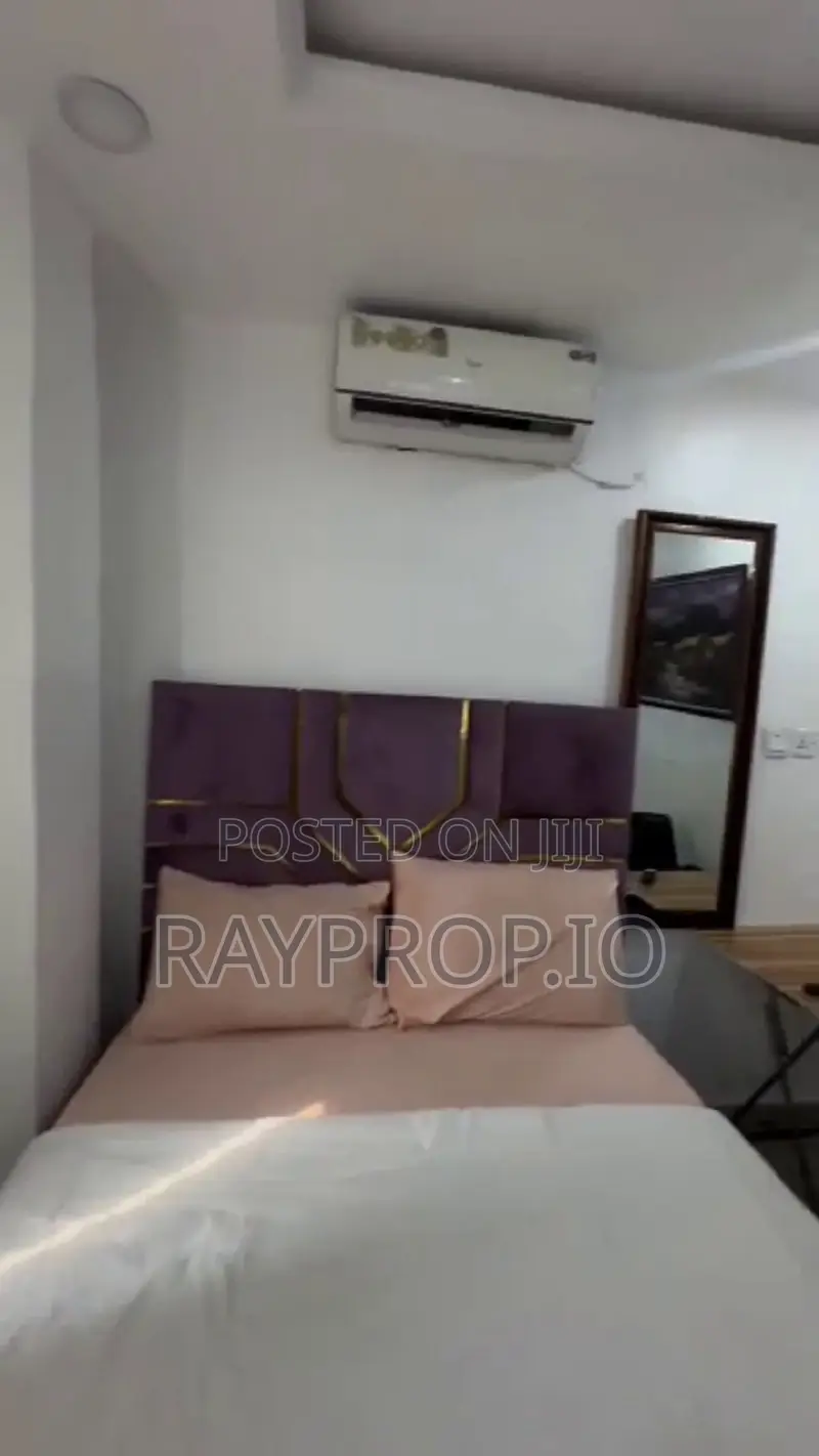 052839ga - Charming 1 Bedroom Shortlet in Surulere
