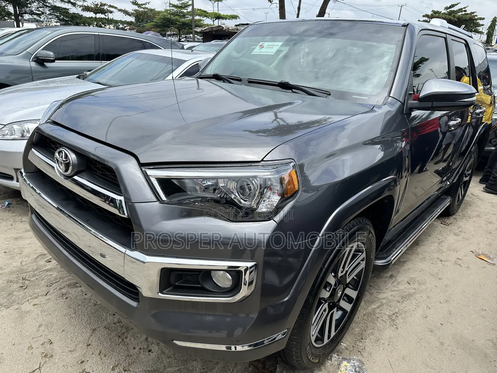 Toyota 4-Runner Limited 4dr SUV (4.0L 6cyl 5A) 2015 Gray