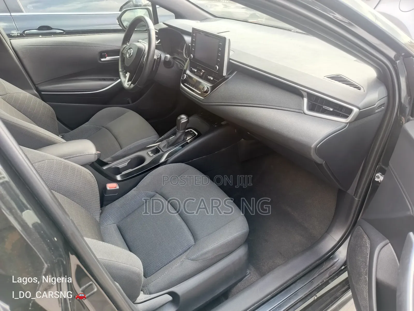 Toyota Corolla SE 2020 Black