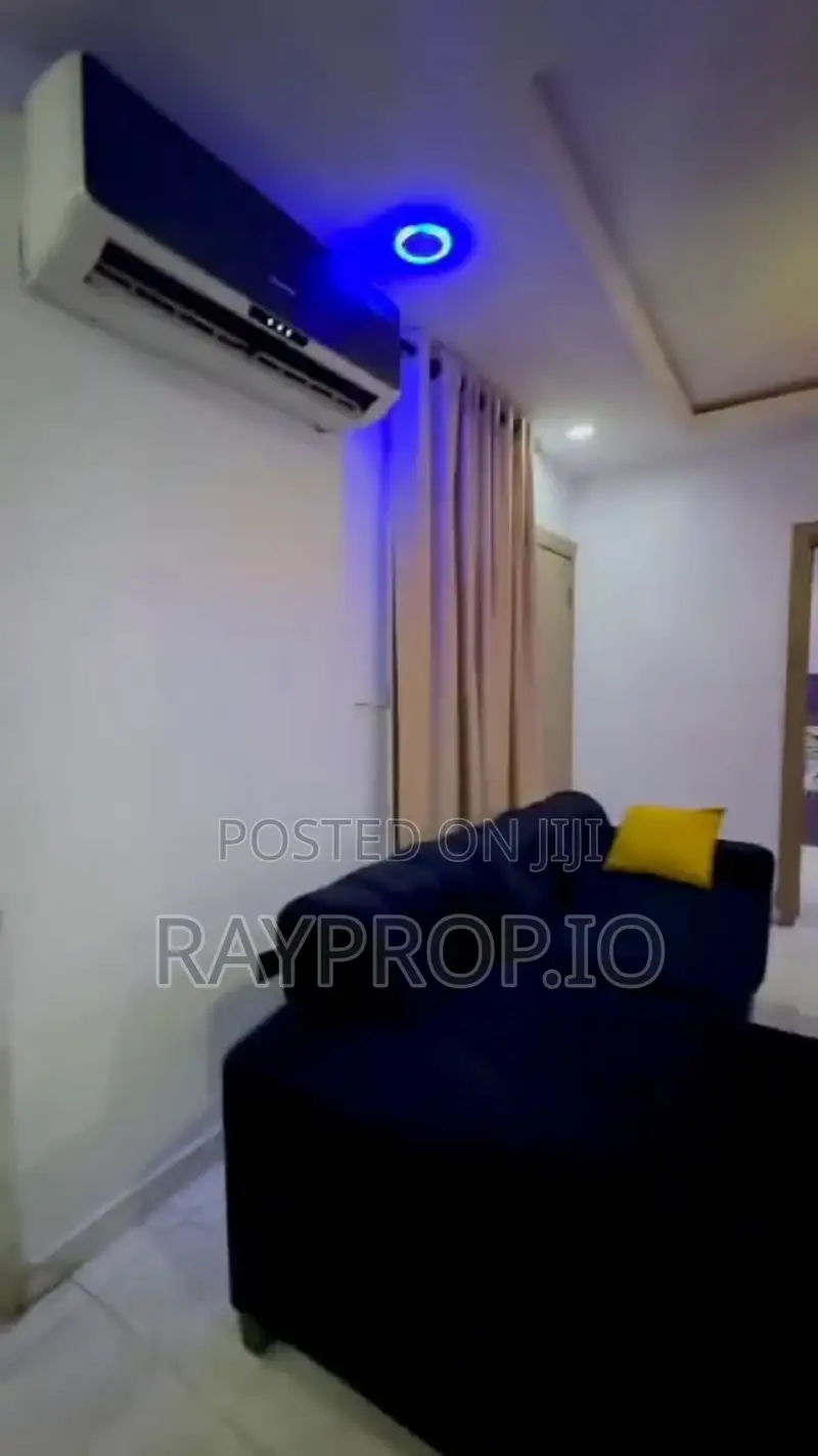 382788pc - 2 Bedroom Shortlet in Surulere