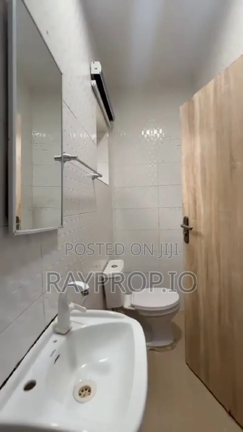382788pc - 2 Bedroom Shortlet in Surulere