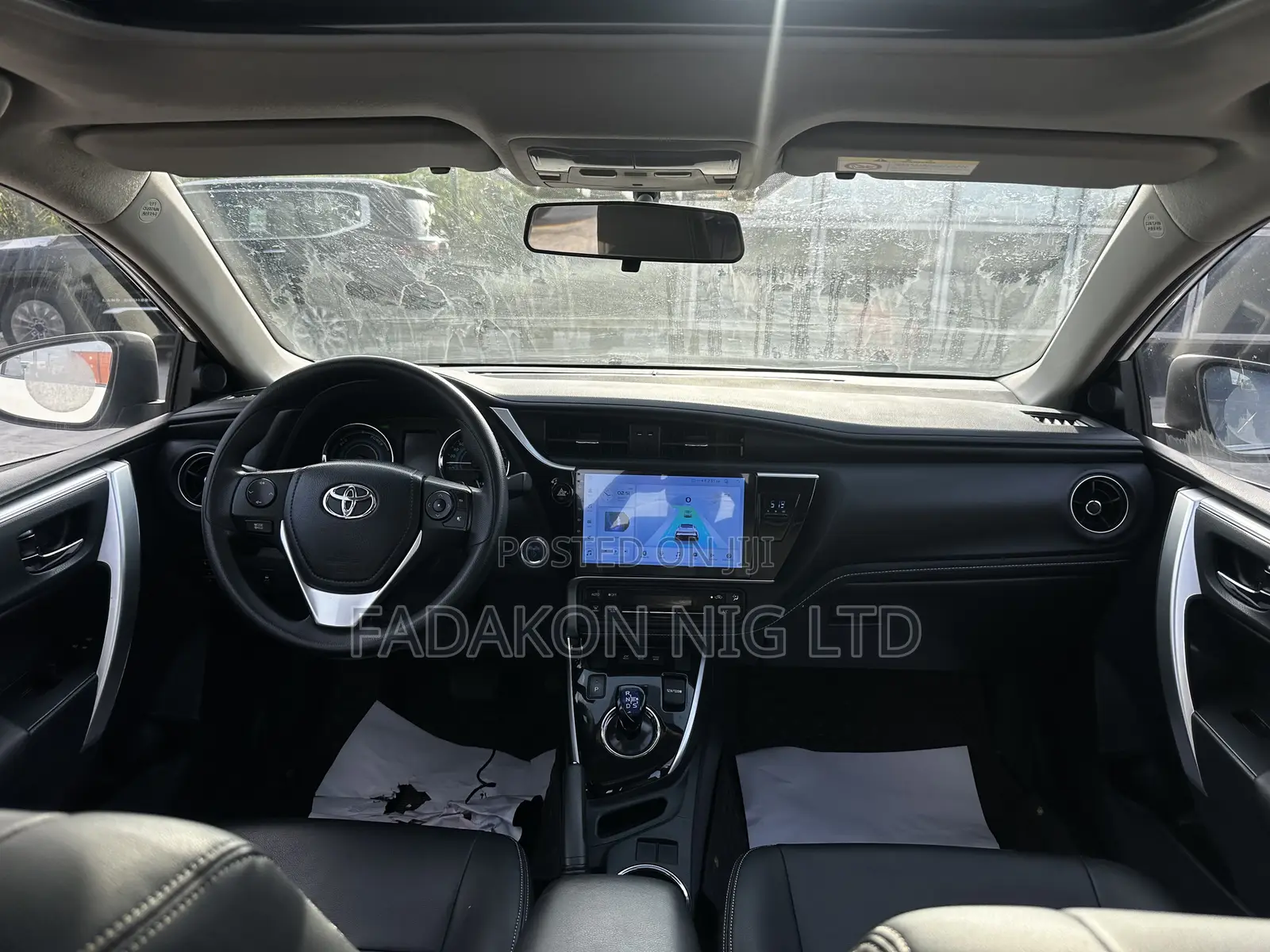 Toyota Corolla 2019 White