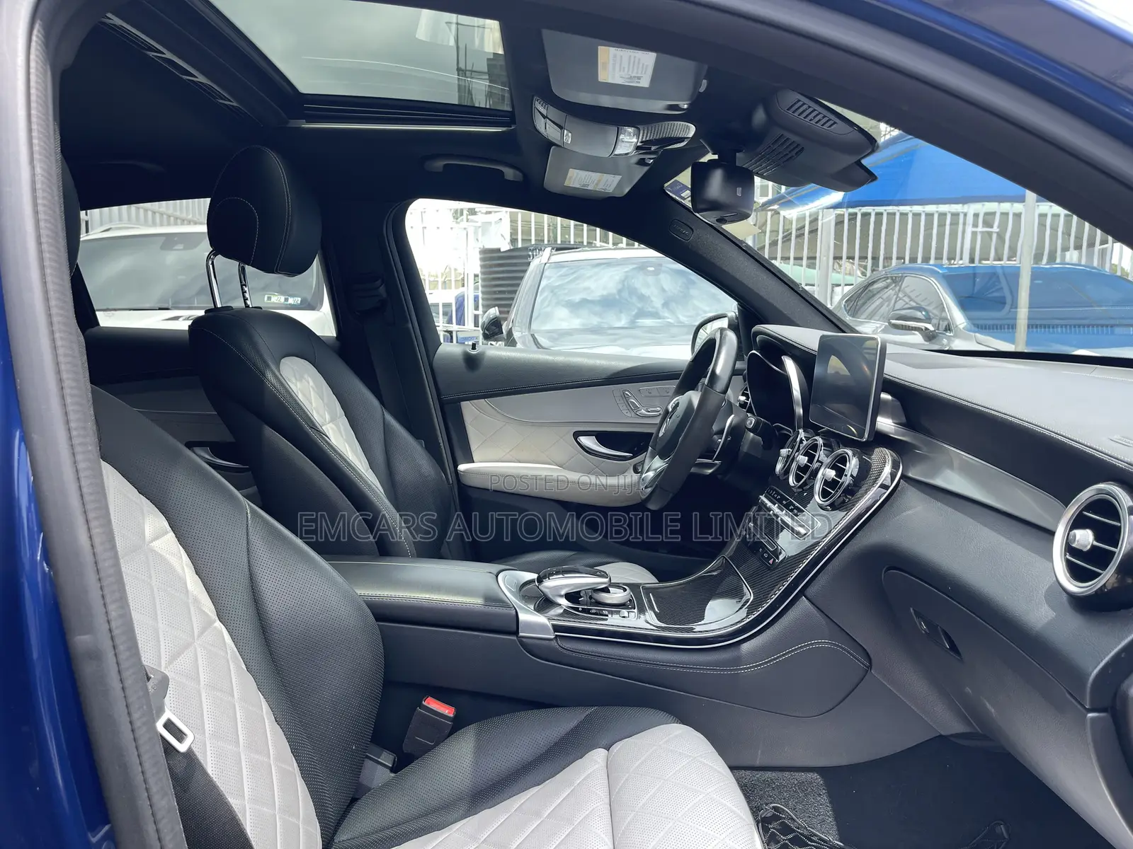 Mercedes-Benz GLC-Class 2019 Blue