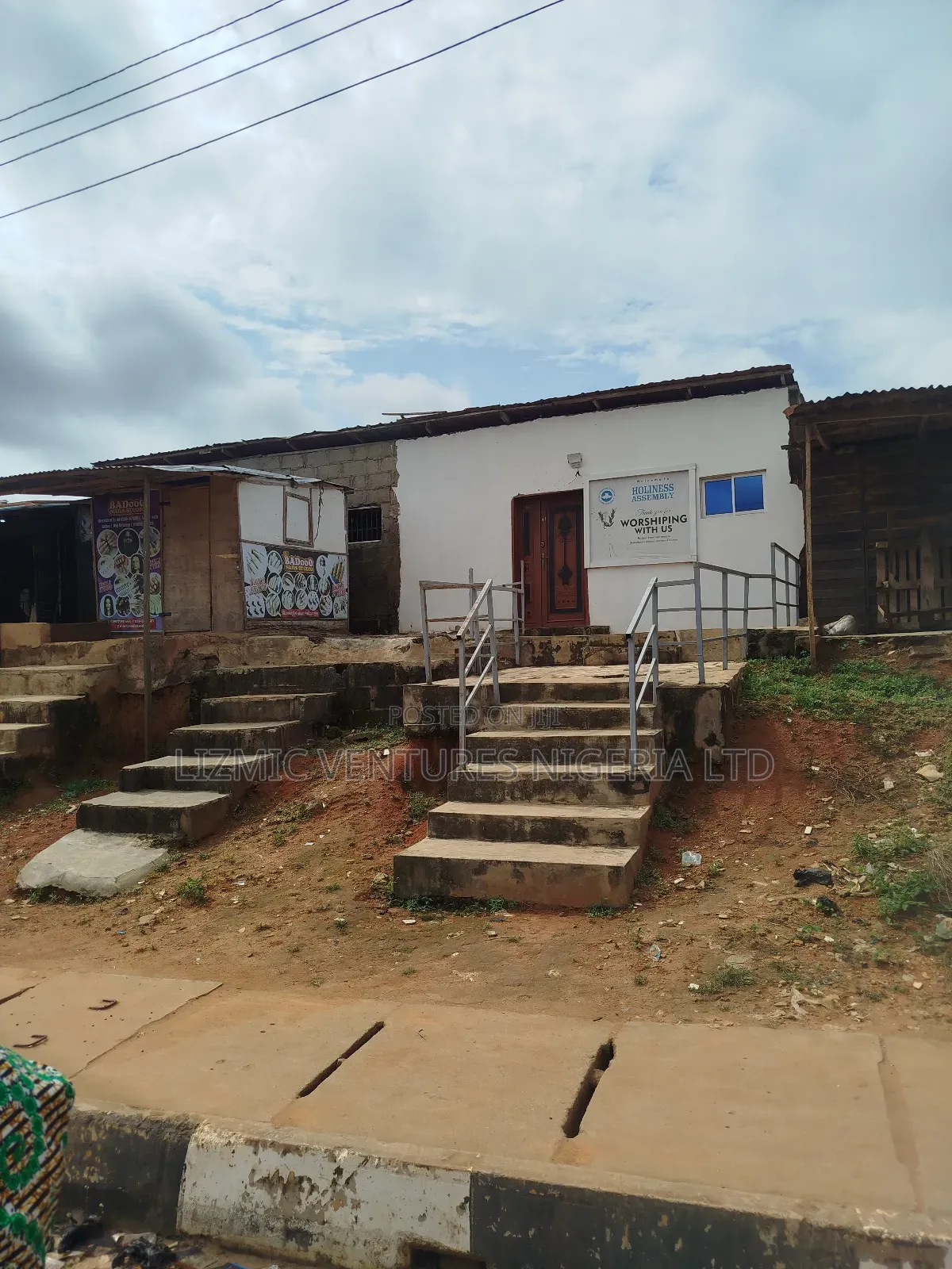 5 Plots Together Facing the Road for Sale