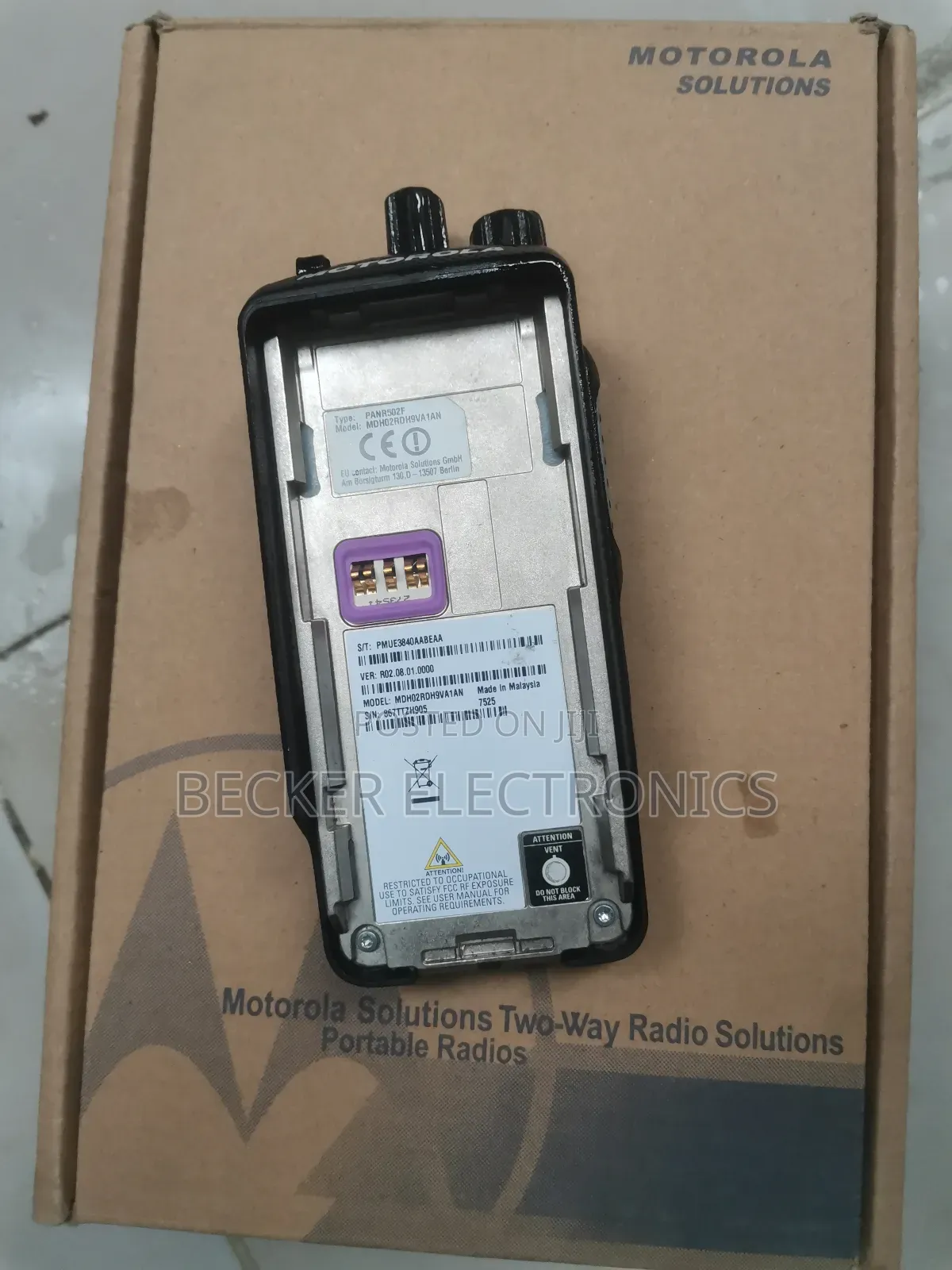 Dp2600e Uhf Hand Held Radio