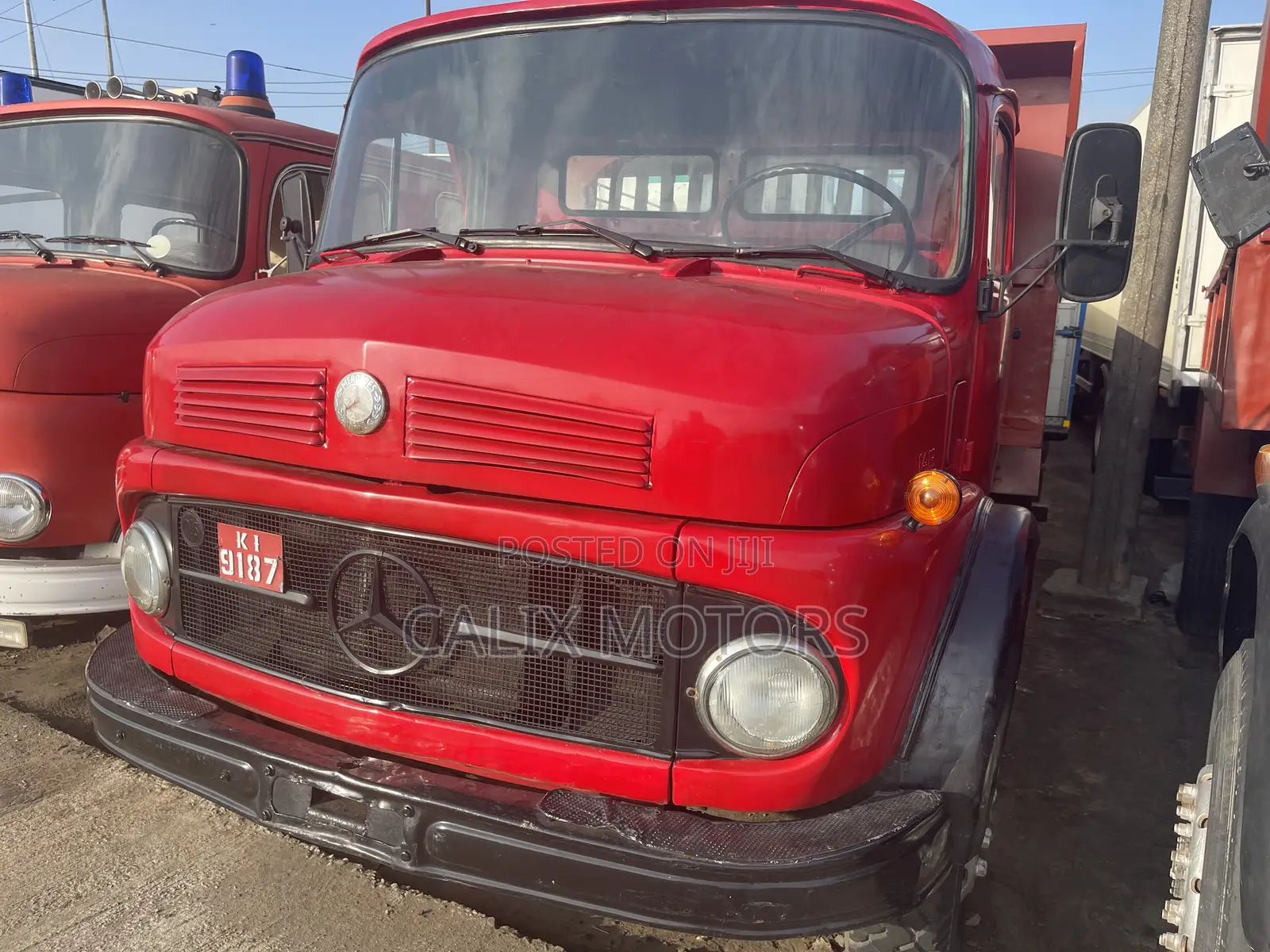 Foreign Used Mercedes Benz 911 Tipper With Auxiliary.