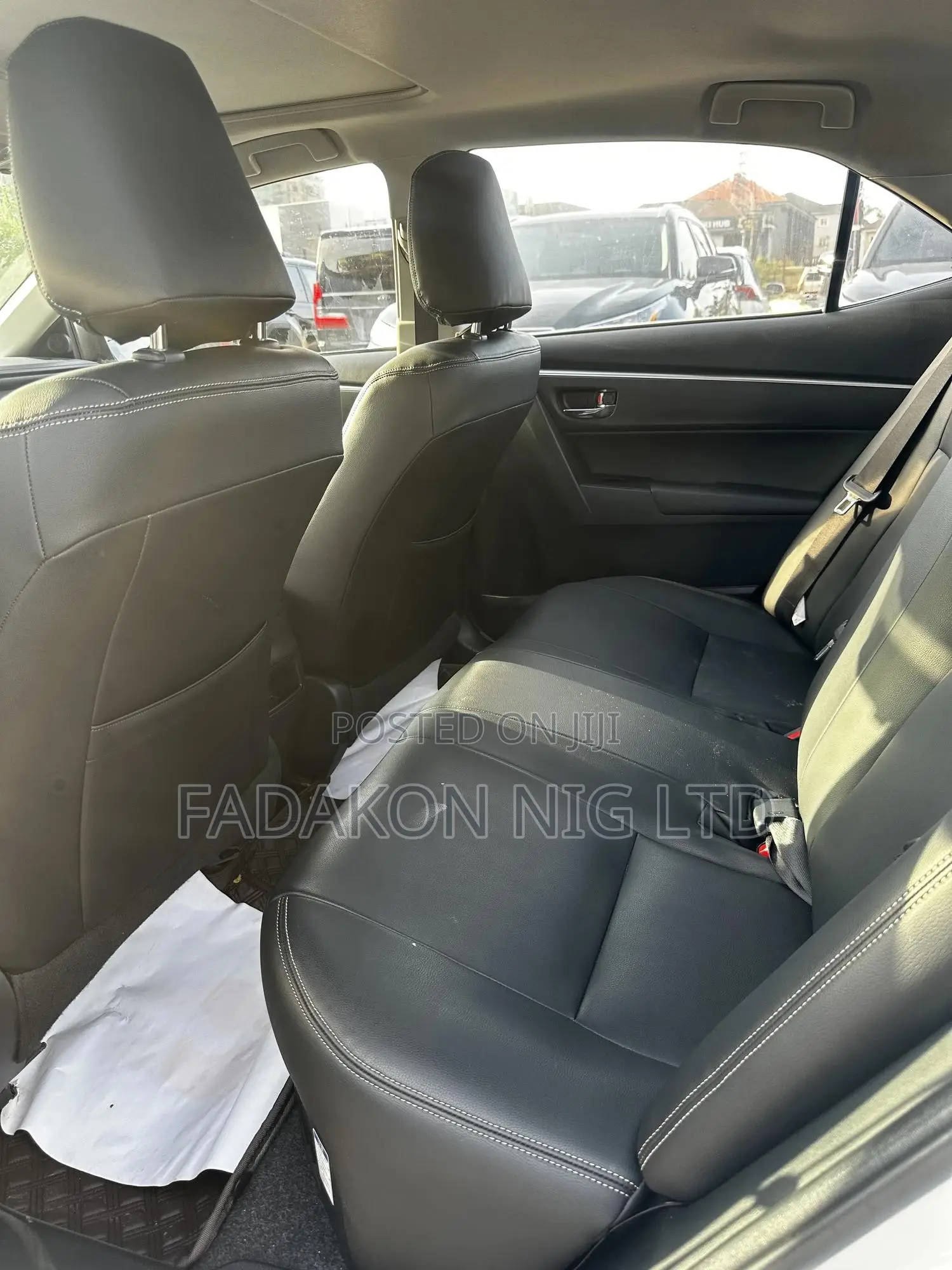 Toyota Corolla 2019 White