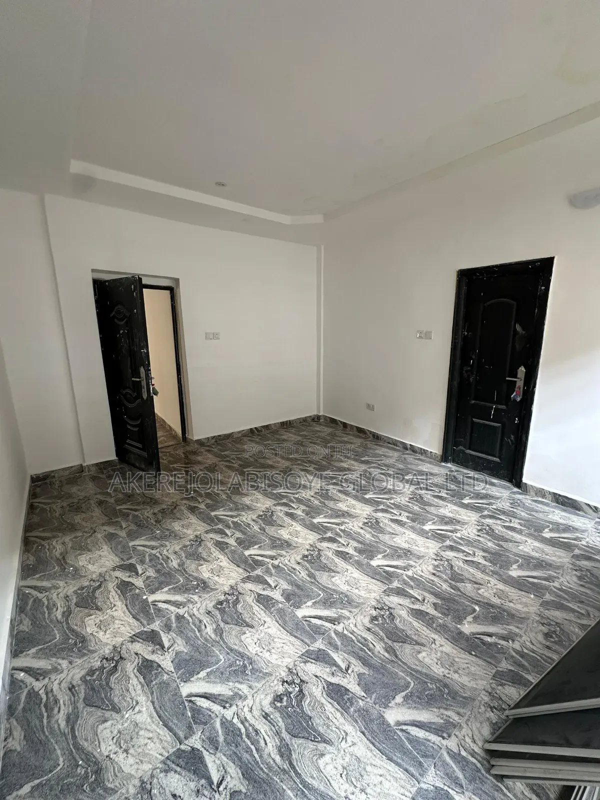 2bdrm Apartment in Paradise 2 Estate for sale