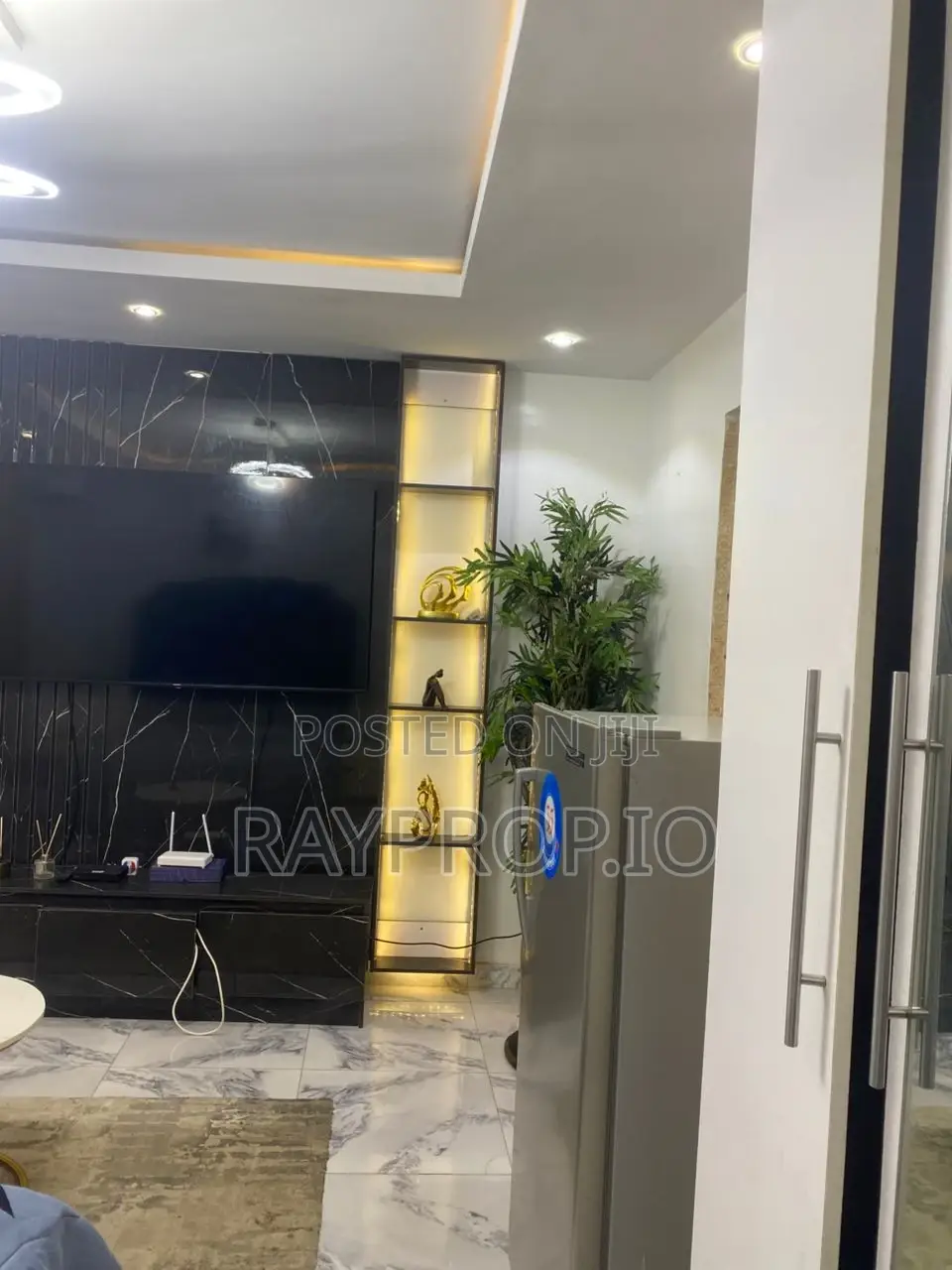 716157vt - Modern Studio Shortlet in Yaba
