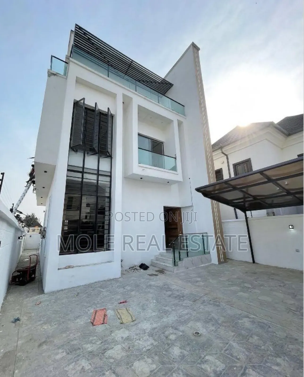 Furnished 4bdrm Duplex in Leki, Lekki for sale