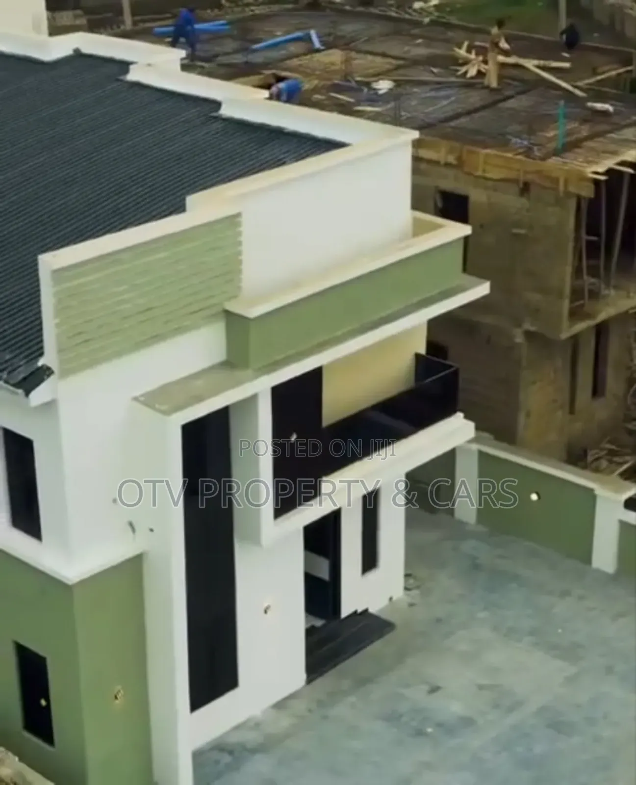 Furnished 4bdrm Duplex in Akobo for sale