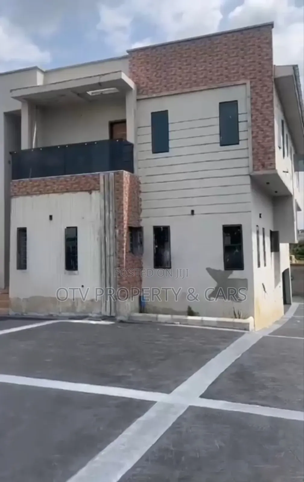 Furnished 4bdrm Duplex in Ibadan for sale