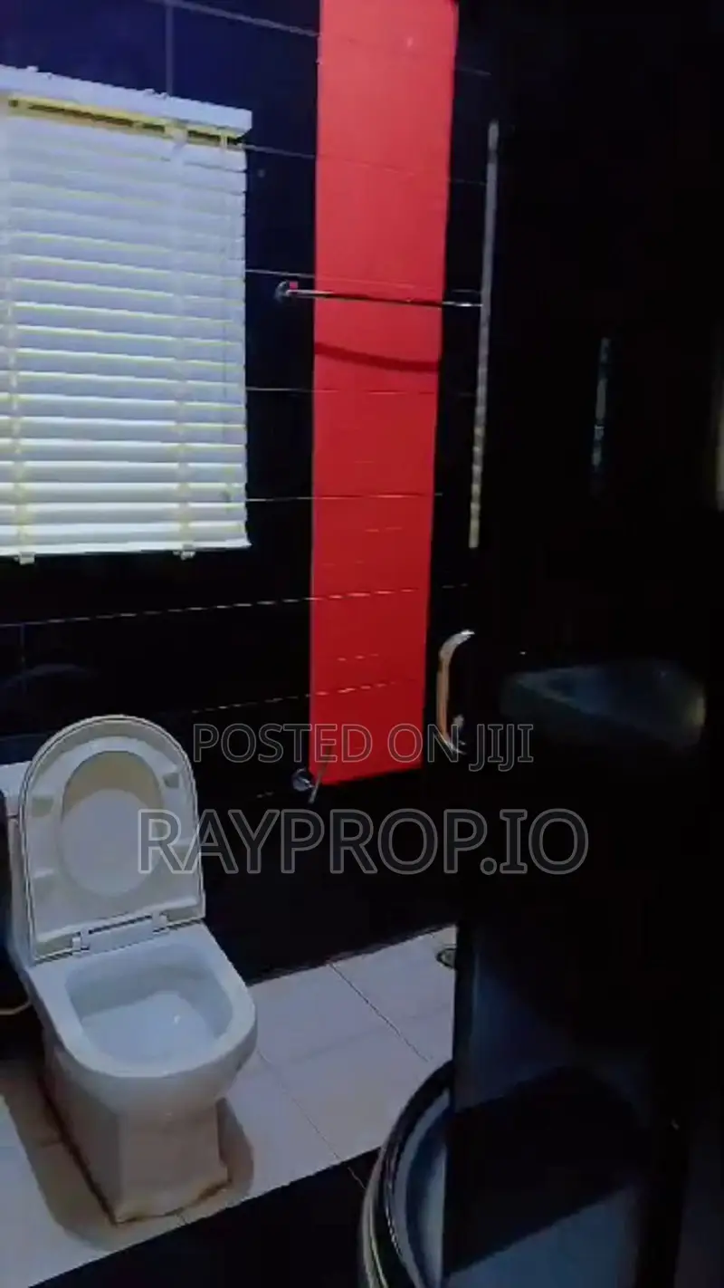 125494pc - Studio Shortlet in Ikeja Gra