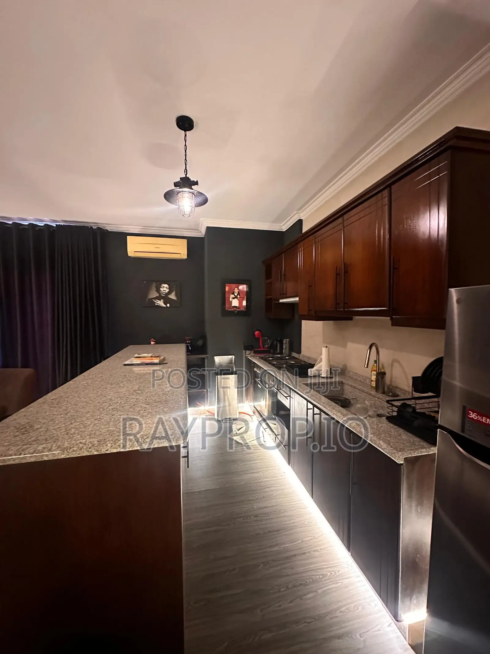 205339bk - Cozy 1 Bedroom Shortlet in Ikoyi