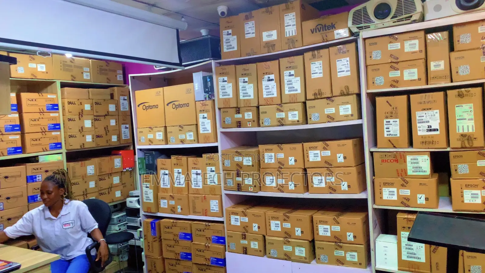 Brand New Projectors  Sales Lekki Lagos ,Abuja , Ph, Ibadan,Delta