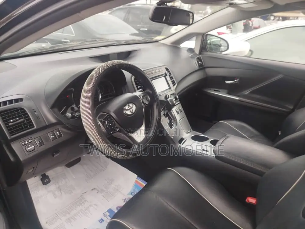 Toyota Venza Limited 4dr Wagon AWD (3.5L 6cyl 6A) 2015 Black